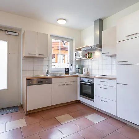 Haus Oliver 1 Holiday home Langenfeld